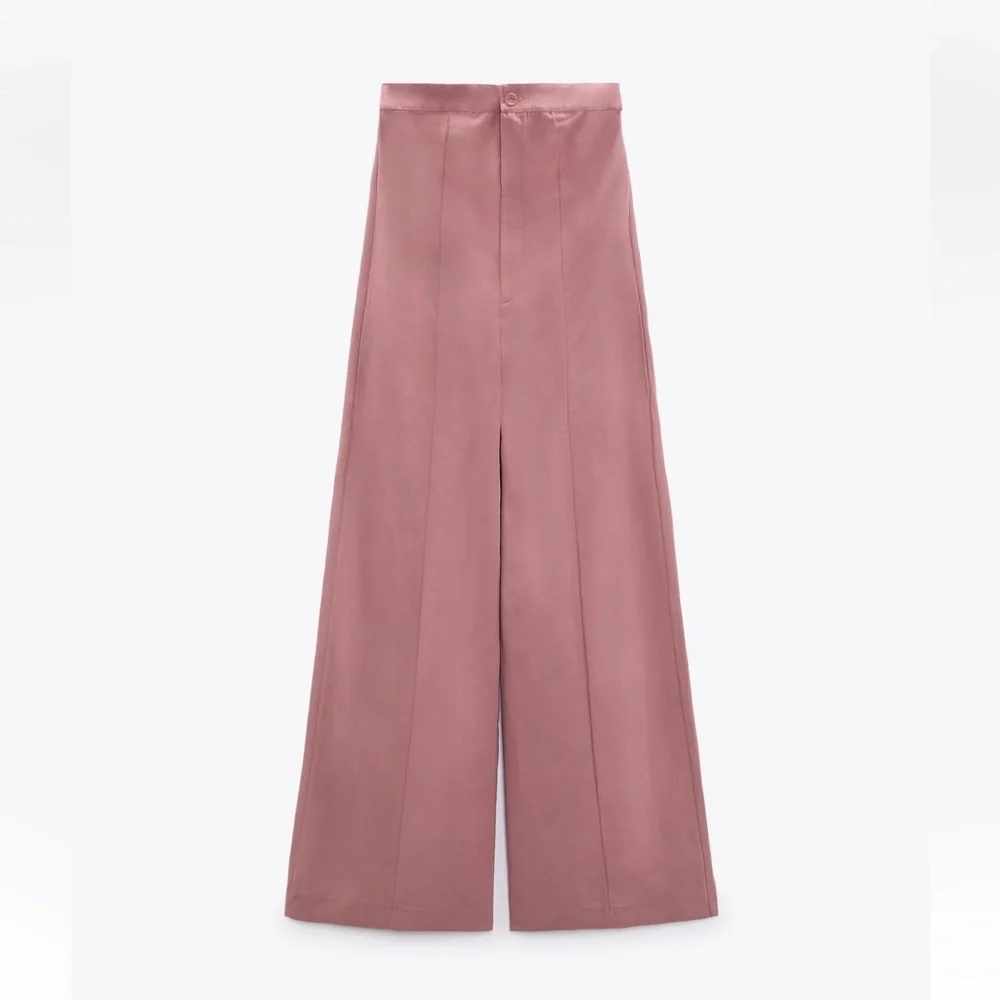 Zara STRAPLESS LINEN BLEND JUMPSUIT. Pale Pink. Size XS. New with Tags.